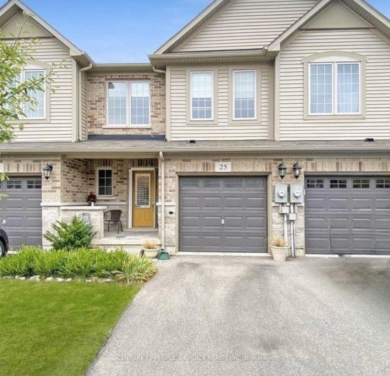 Property Photo: 45 Royal Winter Drive 25 ON L0R 1C0