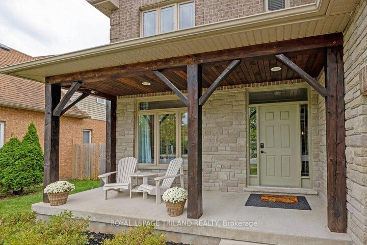 Property Photo: 139 Skyline Avenue ON N5X 0A3