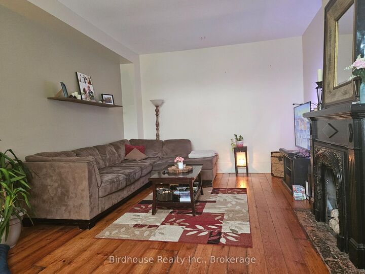 Property Photo: 123 William Street N ON K9V 4A9