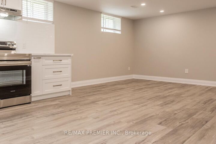 Property Photo:  569 Roding Street Bsmt  ON M3M 2A4 