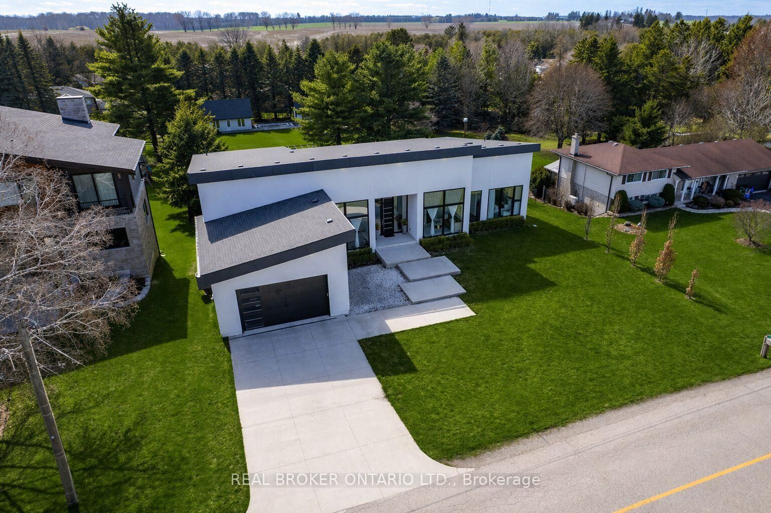Property Photo: 1448 Mannheim Road ON N0B 2H0