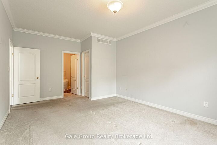 Property Photo: 603 Fox Hollow Court ON N4T 1W3
