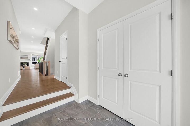 Property Photo: 866 Moses Tennisco Street ON K1K 5A2