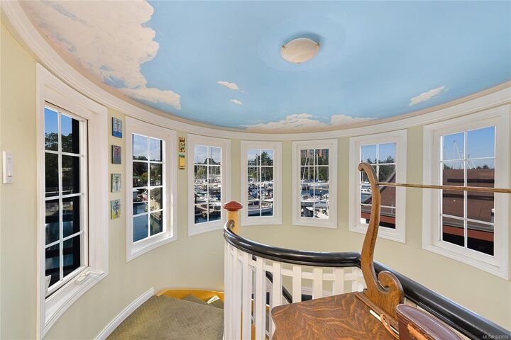 Property Photo: 453 Head St #27 BC V9A 5S1
