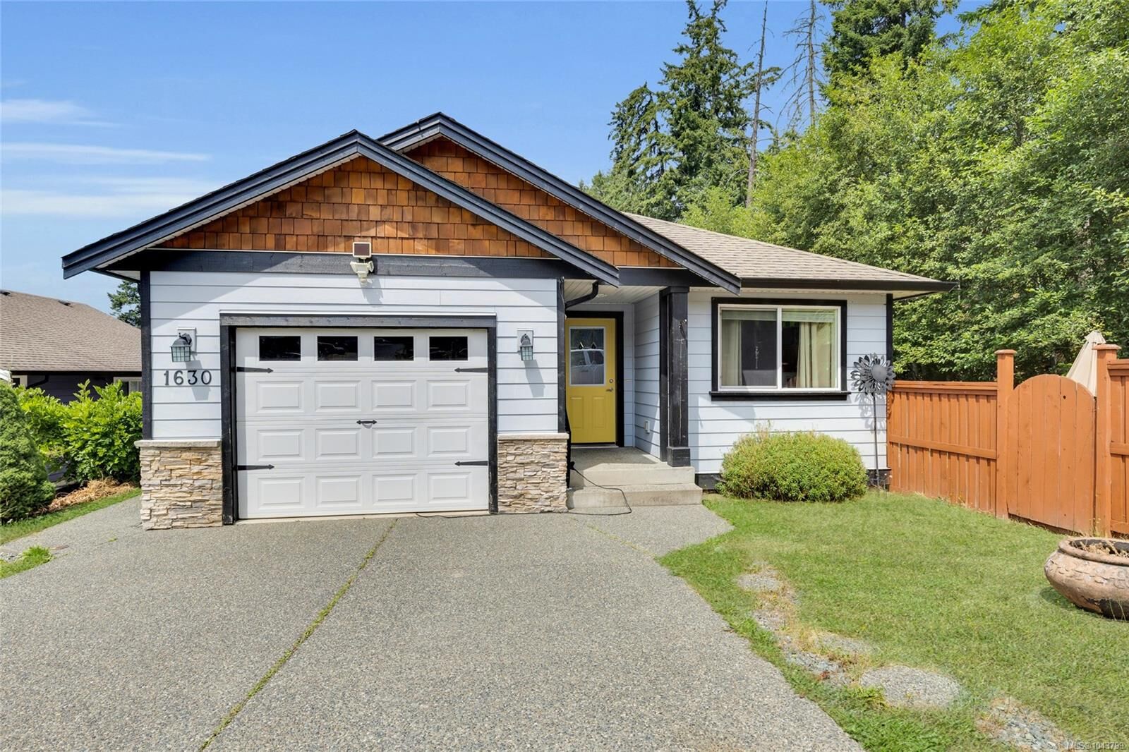 Property Photo: 1630 Kristin Way BC V8H 2H8