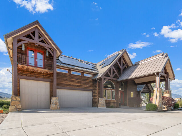 Property Photo: 6438 E Summit Cv UT 84317