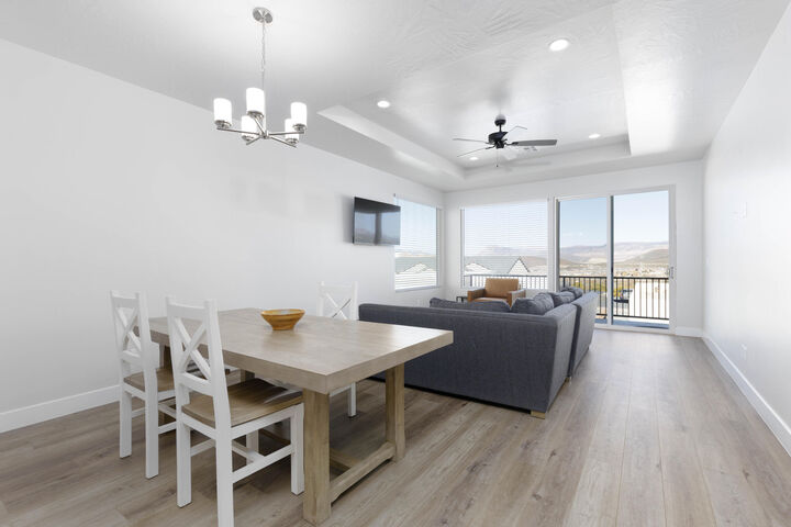Property Photo:  2152 W 380 S  UT 84737 
