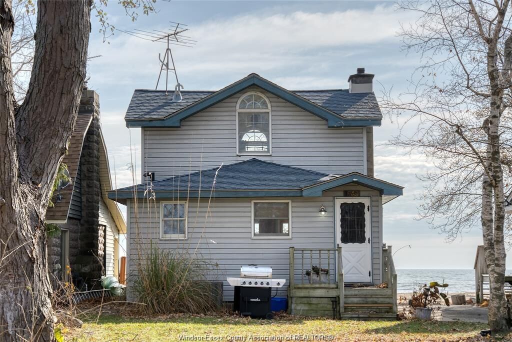 Property Photo:  1049 Heritage Road  ON N9Y 2E6 