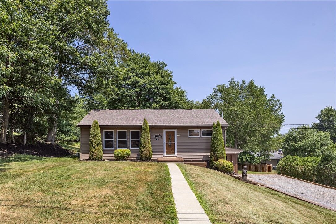 Property Photo:  551 Broadway  PA 15090 