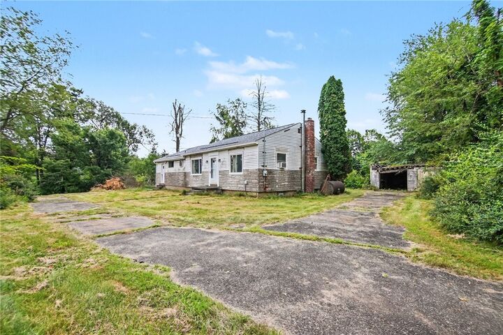 Property Photo: 1619 Route 30 PA 15126