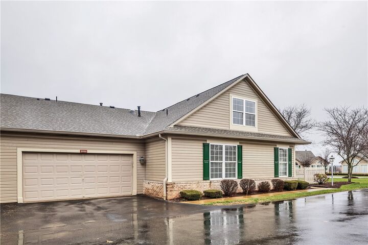 Property Photo:  2091 Winchester Ct  PA 16053 