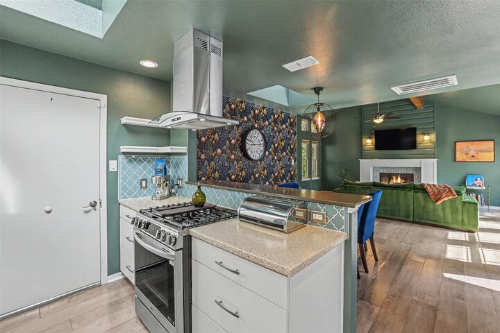 Property Photo: 7207 Winecup Hollow TX 78750