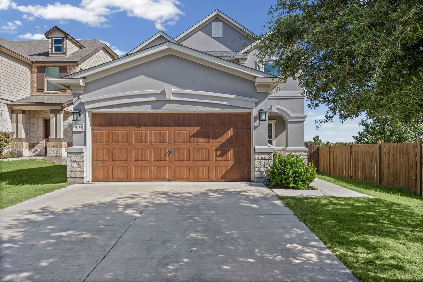 Property Photo:  400 Conchillos Drive  TX 78626 