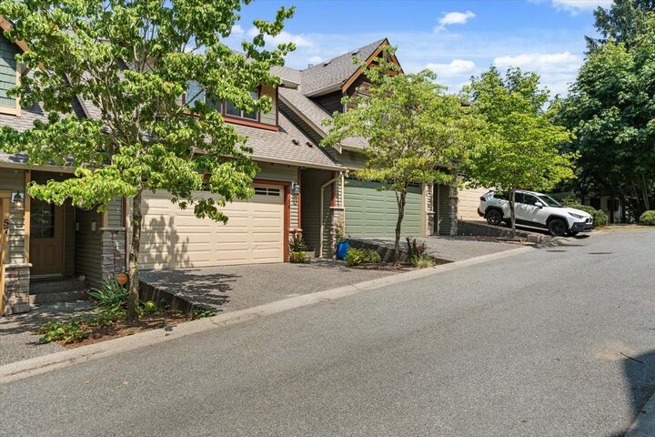 Property Photo: 46840 Russell Road 58 BC V2R 5Z1