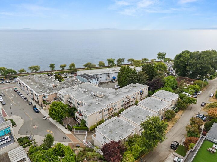 Property Photo:  1157 Vidal Street  BC V4B 3T4 