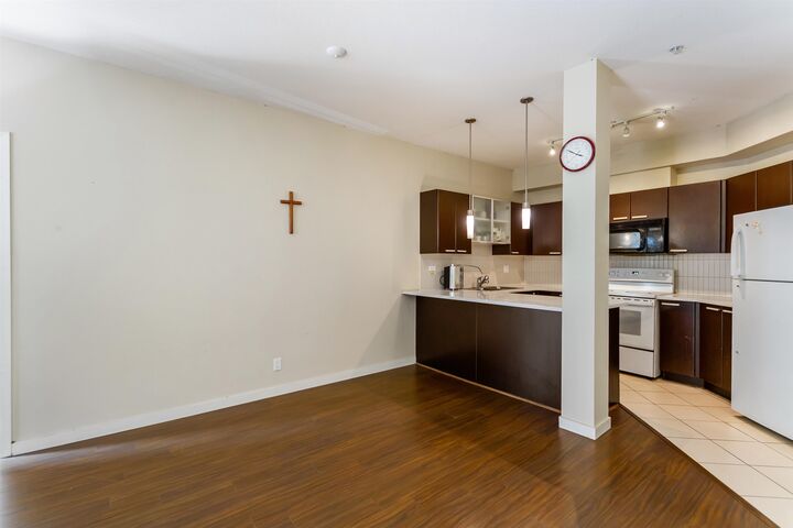 Property Photo: 10499 University Drive 301 BC V3T 0A4