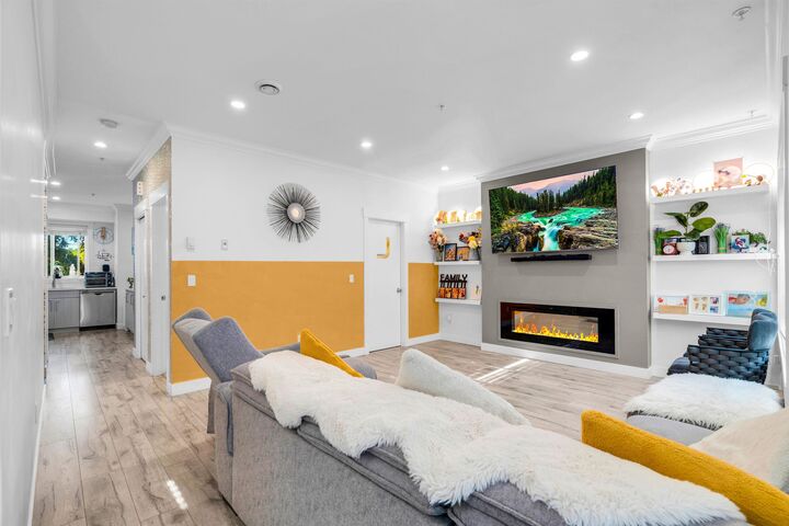 Property Photo: 7247 140 Street 23 BC V3W 1K8