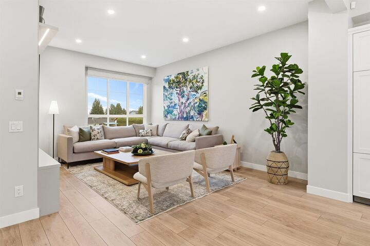 Property Photo: 34767 Quarry Avenue BC V2S 0P7