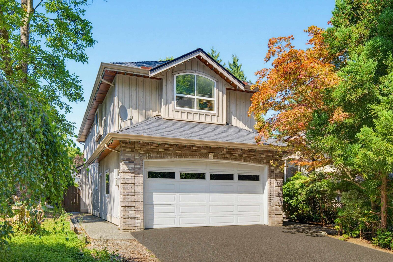 Property Photo:  16587 84 Avenue  BC V4N 3H3 