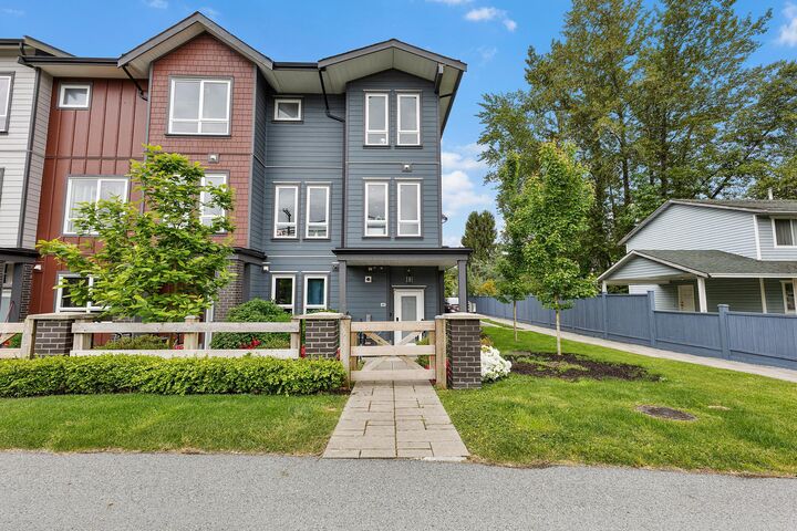 Property Photo: 11851 232 Street 46 BC V2X 6S8