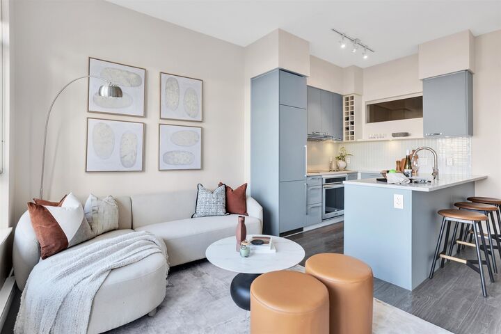 Property Photo: 668 Columbia Street 607 BC V3M 1A9