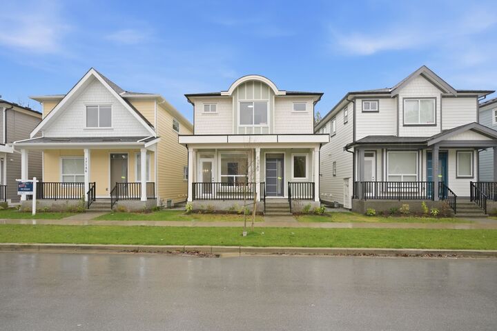 Property Photo: 17130 1 Avenue BC V3Z 9R2