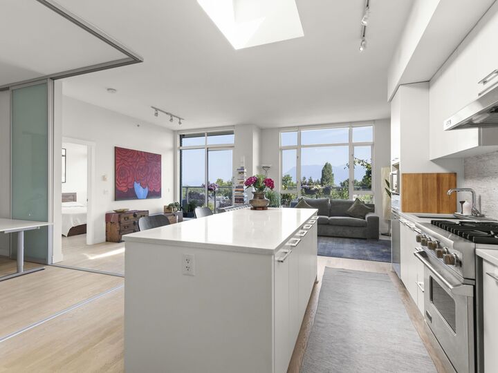4355 W 10th Avenue 401 — photo 1