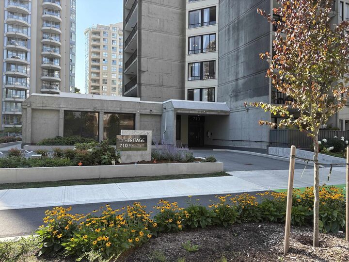 Property Photo:  710 Seventh Avenue 206  BC V3M 5V3 