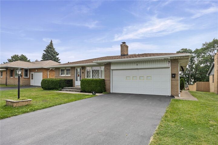 Property Photo: 9 Tarwood Drive NY 14606