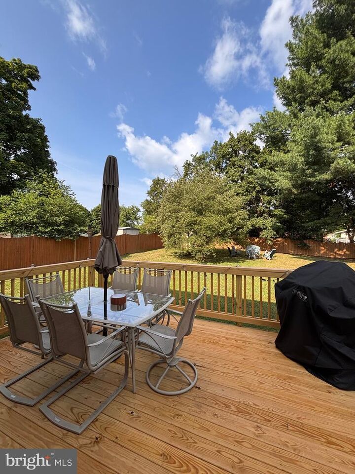 Property Photo: 323 Dogwood Road VA 22602