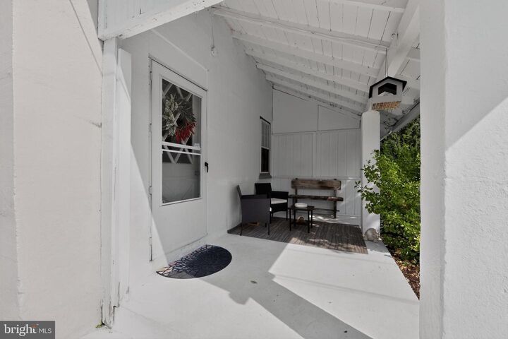 Property Photo: 242 Elm Avenue PA 19063