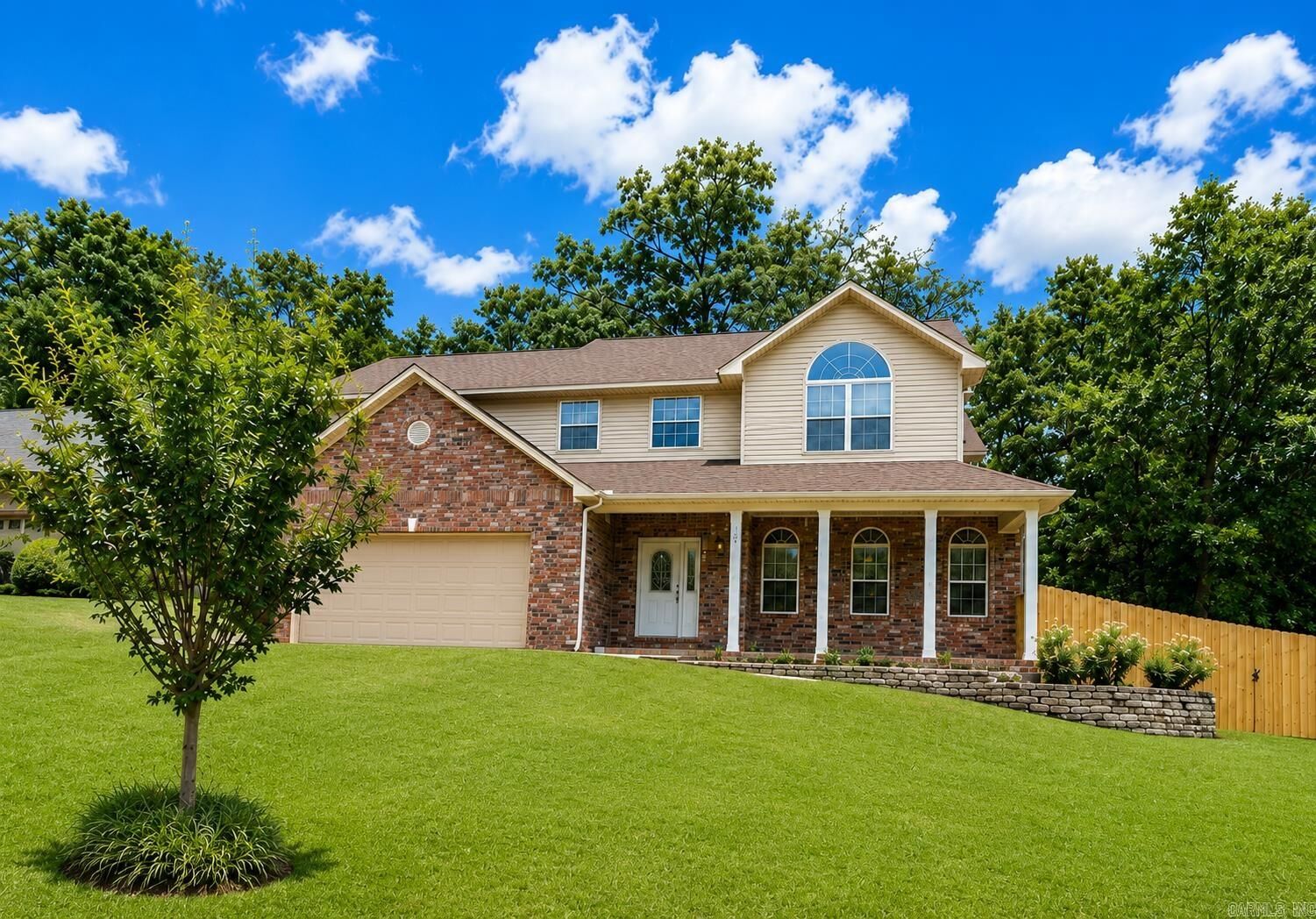 Property Photo:  104 Leigh Circle  AR 71901 