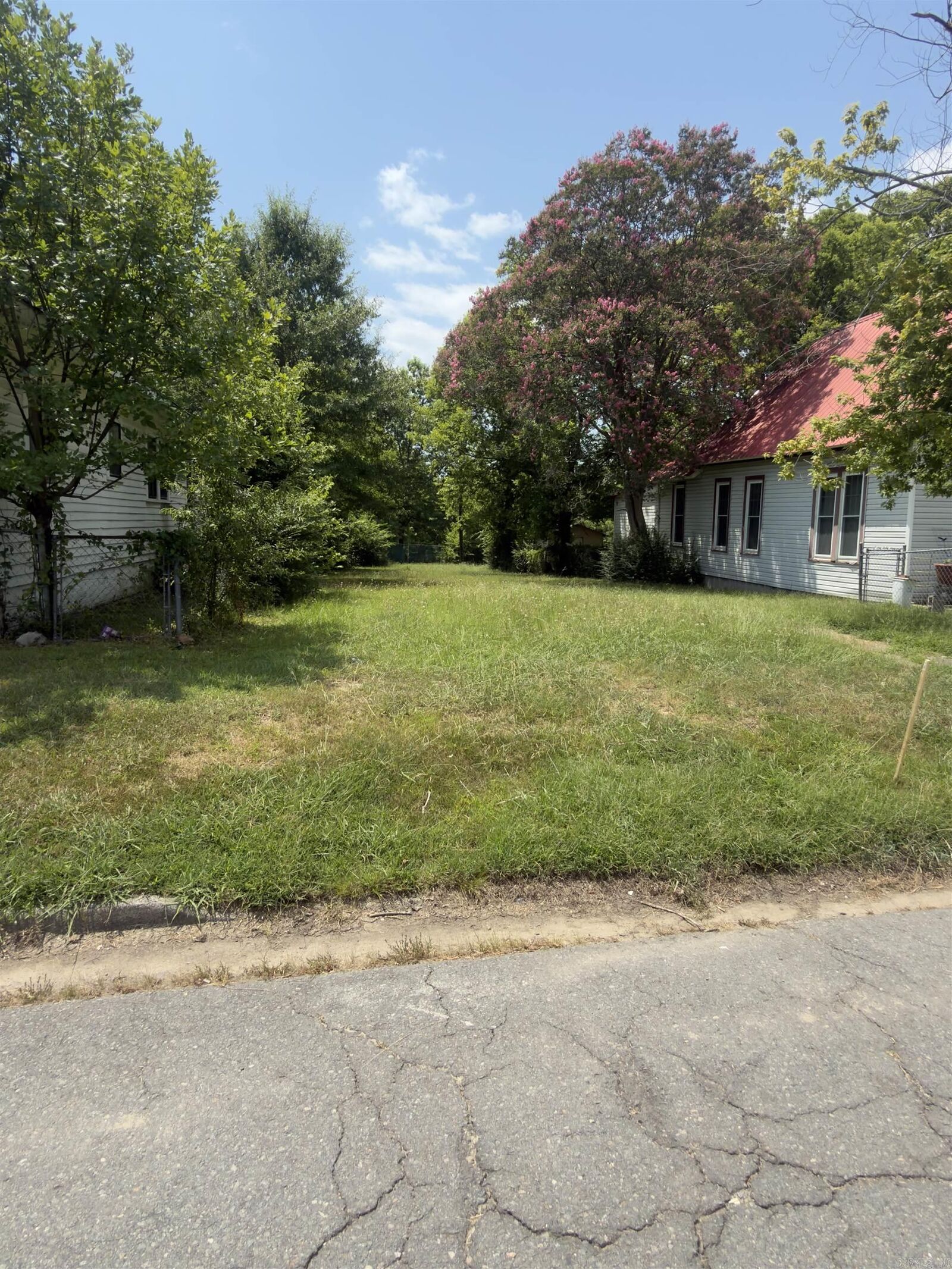 Property Photo:  1820 S Valentine Street  AR 72204 