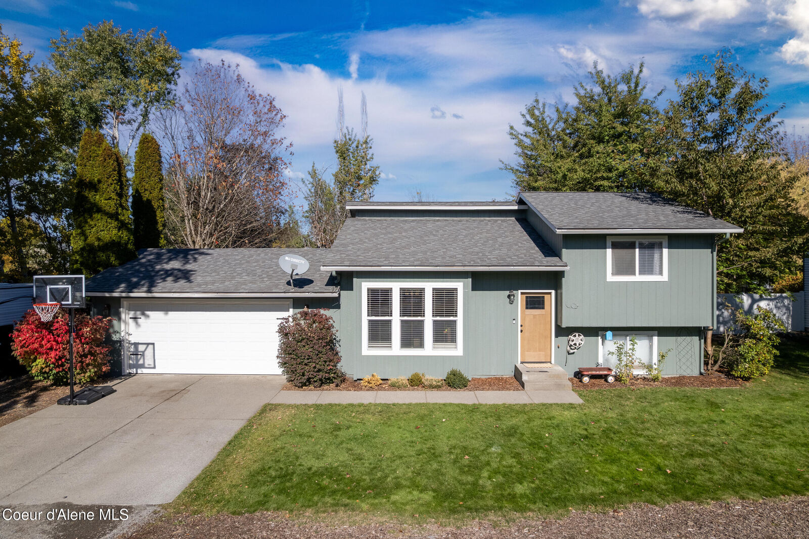 Property Photo: 1909 W James Crowe Dr ID 83835