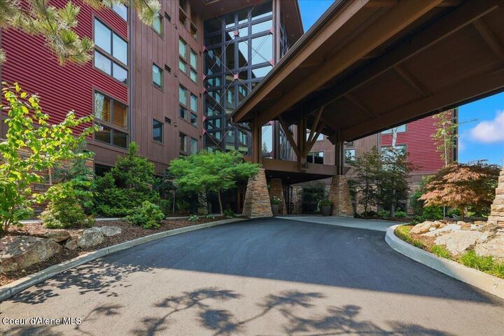 Property Photo:  1700 E Tower Pointe Dr Apt 101  ID 83814 