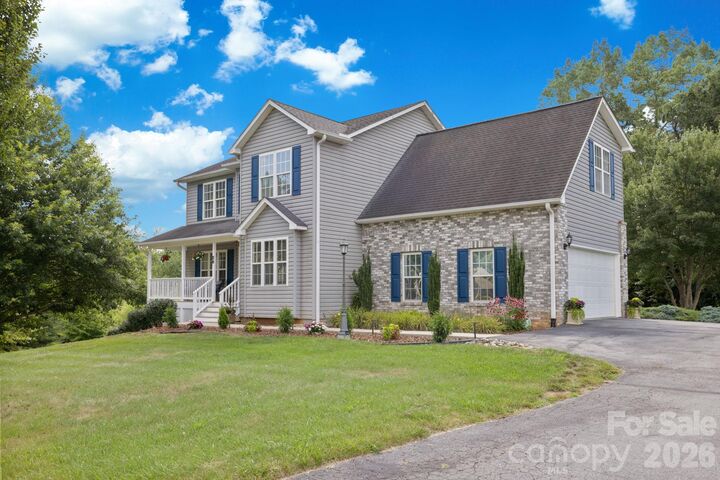 Property Photo:  20 Good Day Court  NC 28715 