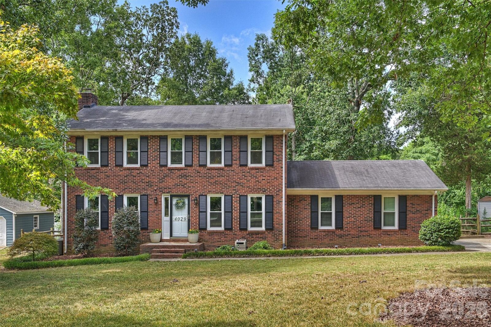 Property Photo: 4029 Cyprus Court NC 28079