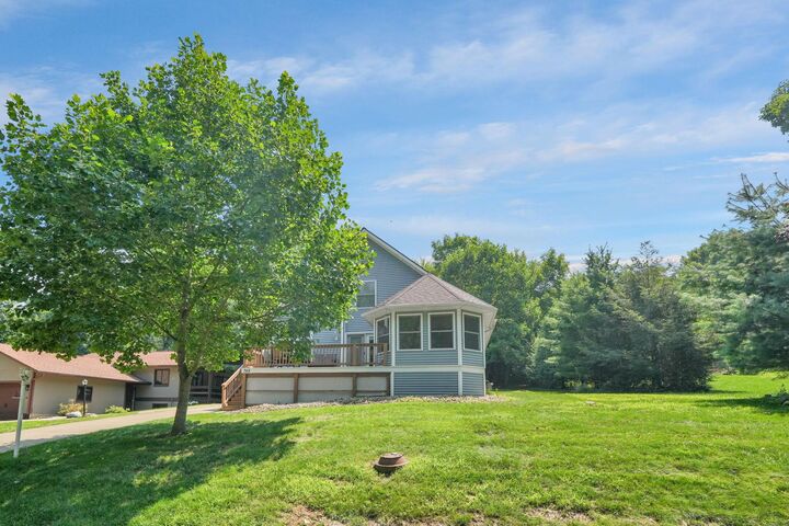 Property Photo: 748 King Beach Drive OH 43028