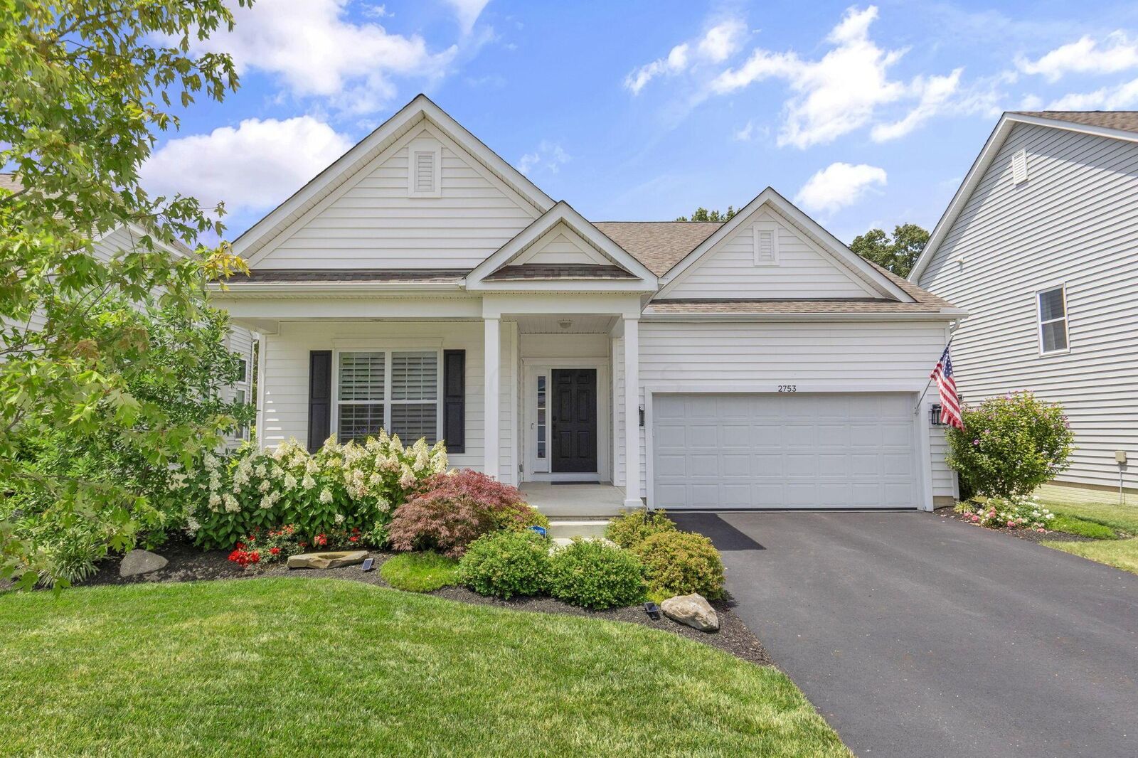 Property Photo: 2753 Newbern W Drive OH 43004