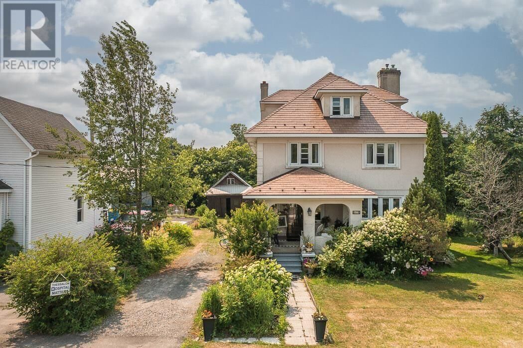 Property Photo: 17 Huron St W ON P0R 1L0