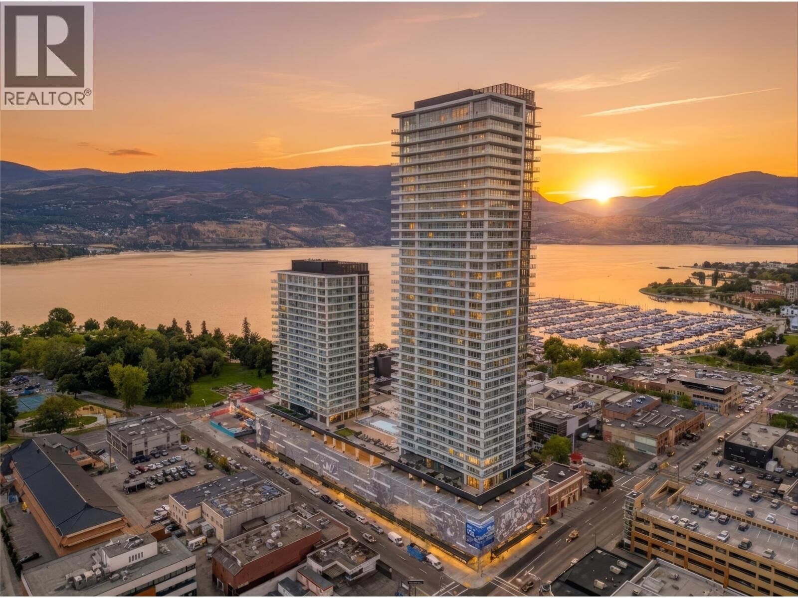 Property Photo: 1626 Water Street 3109 BC V1Y 0N7