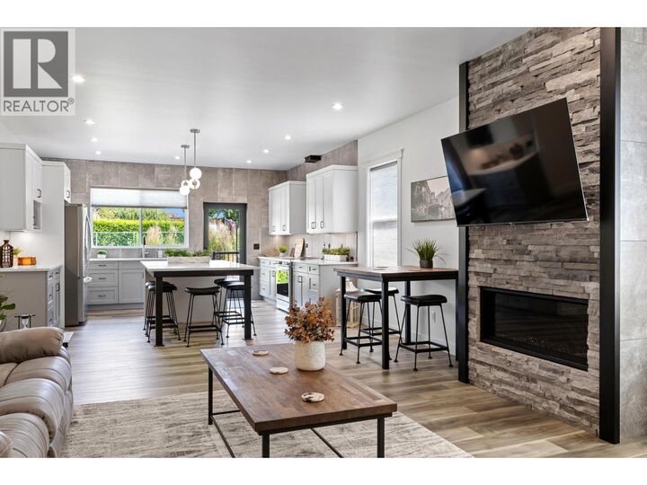 Property Photo: 712 Lake Court BC V1Z 0A3