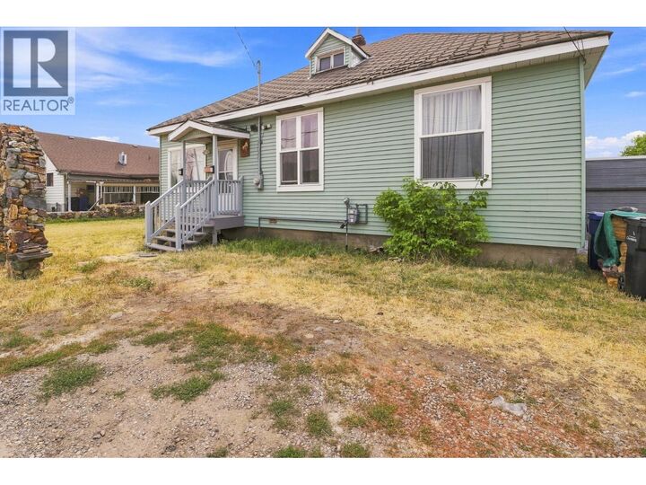 Property Photo: 1415 4 Street North BC V1C 3L6