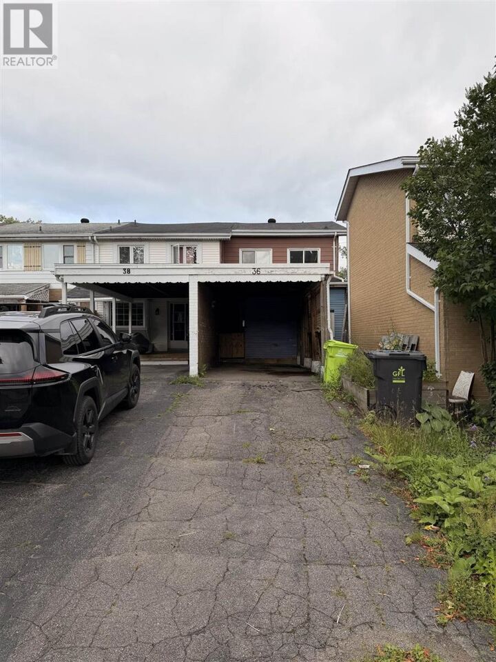 Property Photo:  36 Ferguson Ave  ON P6B 3J4 