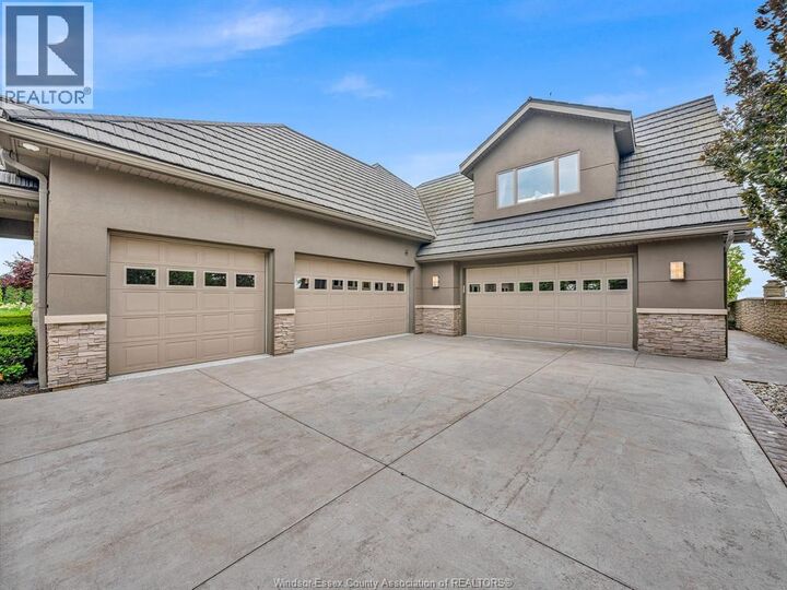 Property Photo:  320 Seacliff Drive West  ON N8H 4E1 