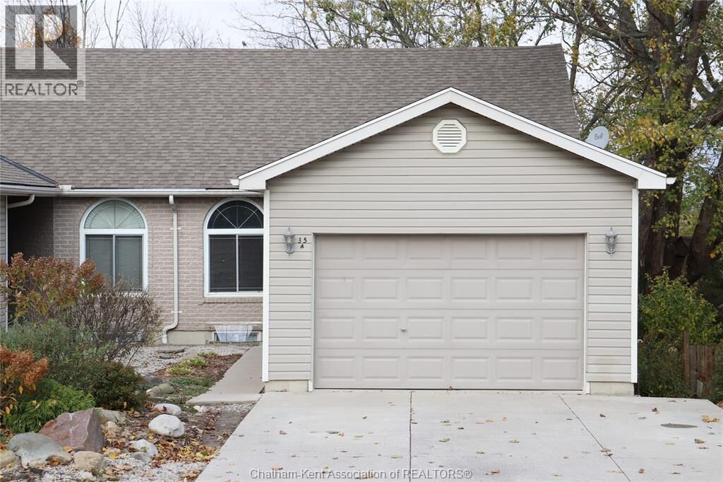 Property Photo:  35-A Tiffany Street  ON N0P 2C0 