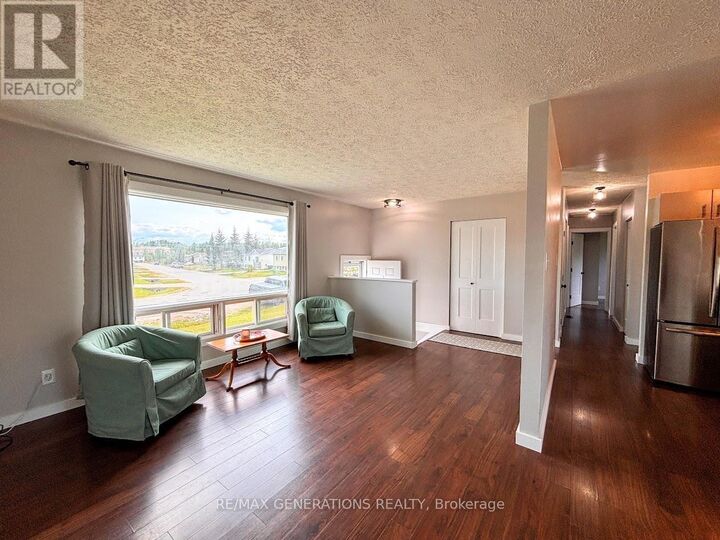 Property Photo: 25 Brooks Street ON P0T 2C0