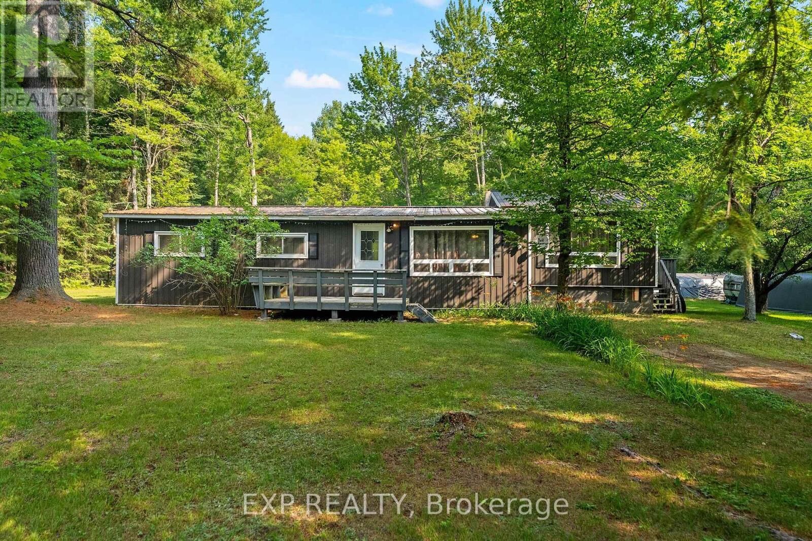 Property Photo: 154 River Bend Drive ON K0J 2E0