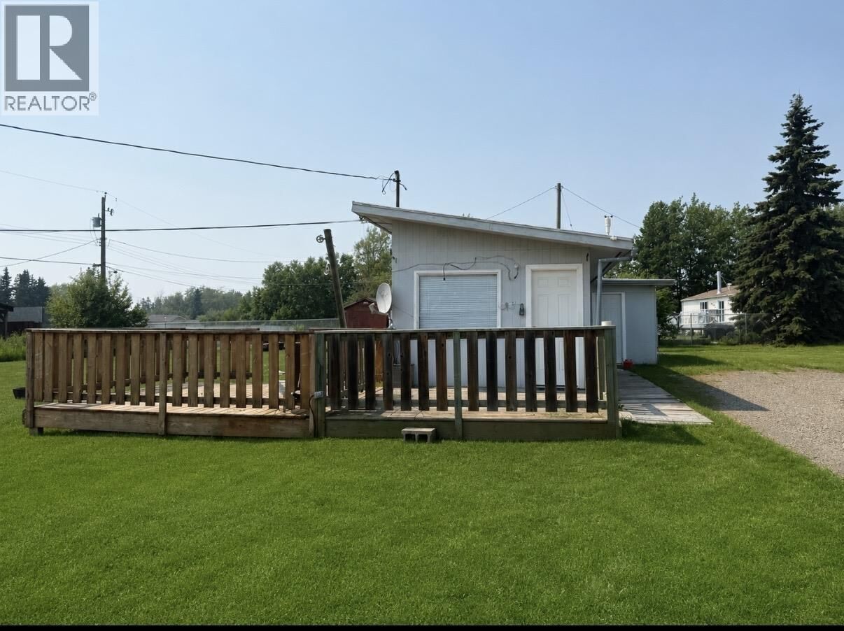 Property Photo: 6377 Marigold Road BC V1J 8B6