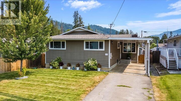 70 Walnut Avenue — photo 1